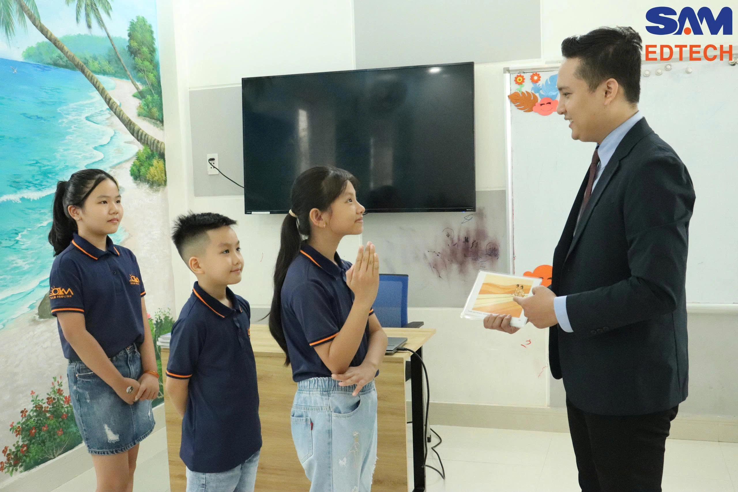 SAM Foreign Language Center